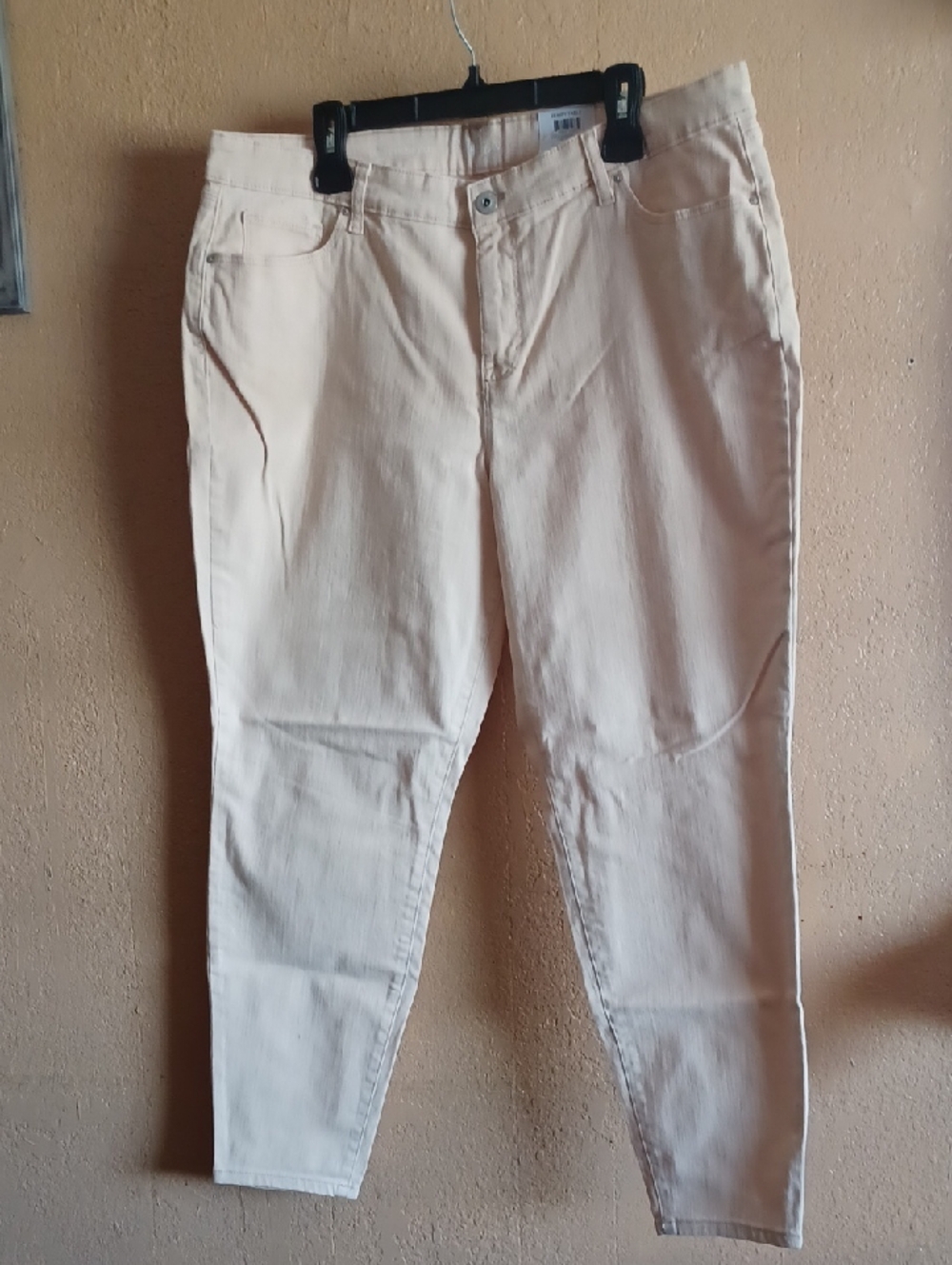 Women's Cream Midrise Tummy Control Casual Jeans - Classic Fit